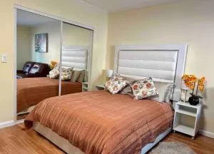 Brand new studio guest house - Northridge