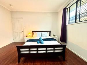 Serene Share Suite in Coopers Plains