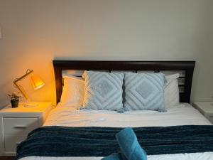 16A Serene Ensuite Room in Coopers Plains
