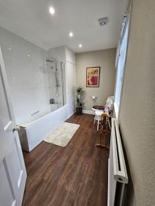 Victorian Retro Cottage in Stony Stratford Centre