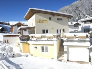 Lea Comfortable holiday residence