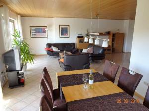 Marmann - large holiday apartment
