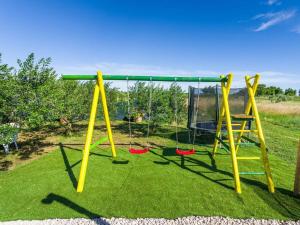 Simoni, 4 4, Privlaka