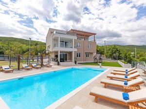 Seven Lakes Comfortable holiday residence 