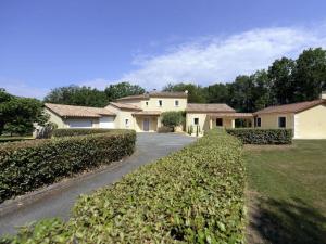 Scenic villa with swimming pool