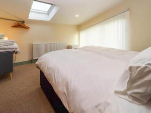Bears Court Unit 2 - Uk48008