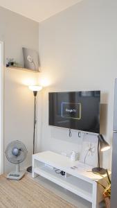 Cozy 1-bed unit near SRP Talisay Cebu