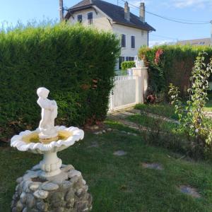 Appartements Appartement verdoyant au bord du lac Leman entre Evian et Thonon dans une Villa : photos des chambres