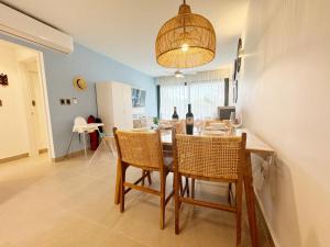 Tropical Relaxing 2 Bedroom Unit with picuzzi