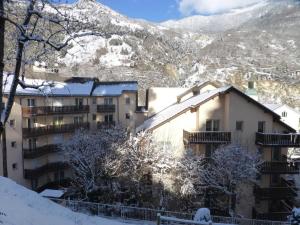 Appartements Studio cosy au coeur de Brides-les-Bains, balcon, wifi, parking, animaux admis - FR-1-512-282 : photos des chambres