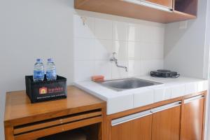 Great Deal 2BR at Apartment Parahyangan Residence By Travelio