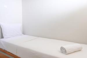 Great Deal 2BR at Apartment Parahyangan Residence By Travelio