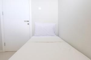 Great Deal 2BR at Apartment Parahyangan Residence By Travelio