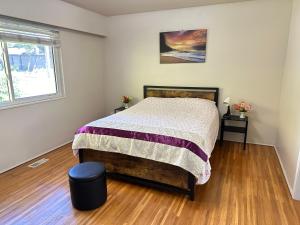 Monthly stay 2 Bedroom Upper floor suite near SFU & Skytrain