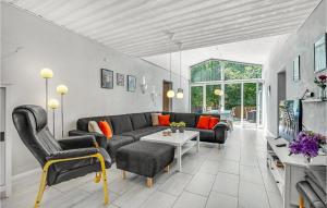 5 Bedroom Nice Home In Toftlund