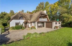 Stunning Home In Rudkøbing - Illebølle