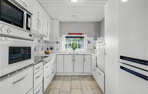 5 Bedroom Nice Home In Toftlund