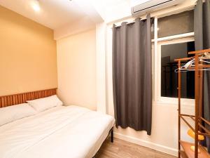 Phòng Giường Đôi Với Phòng Tắm Chung (Double Room with Shared Bathroom)