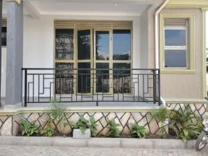 Studio Serenity - Natonko