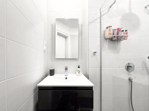 Prime Spot - 2BR -15BTH - Next to Nevsky Church