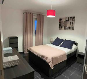 Appartements 2 pieces magnifique vue mer et montagne : photos des chambres
