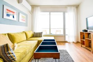 Work Friendly 2BR AC Terrace Free Parking