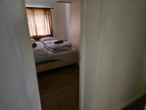 Frozen Arctic Waterfall Appartment