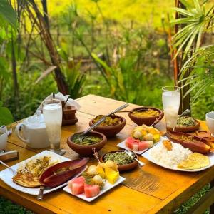 The WE2 - Tiny Home with Romantic Pool in Bentota