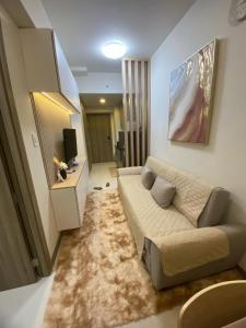 Coast Residences condo near MOA, StarCity and PICC - Penziony a hostince, Manila
