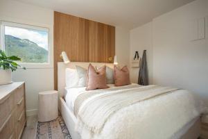 Skywood-Designer Condo,Steps to Creekside Gondola, Free Parking