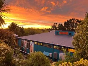 地球村旅客酒店 - Rapahoe