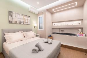 CALDERA close to the port, airport & Athens