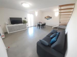 Campofelice Holidays West Villa