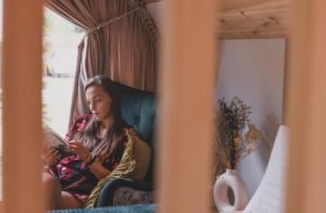 Ostoya Zawory -domki premium ,strefa relaksu, basen