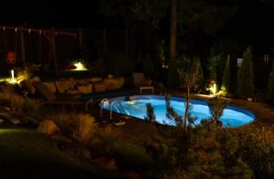 Ostoya Zawory -domki premium ,strefa relaksu, basen