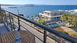 Sea View Modern 2BR Top Floor on Nea Chora Beach