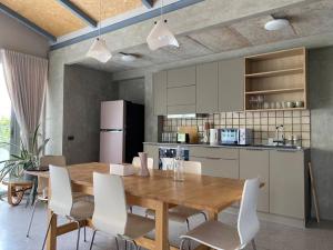 Private apartment at Sukhumvit67 Penthouse Unit