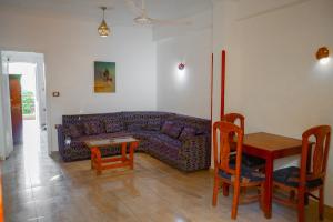 Akhenaten Apartments