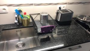 Central Brussel - steps Grand Place - local vibrant neighbourhood