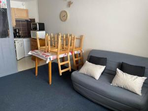 Studio 4 couchages La mongie tout confort pied des pistes