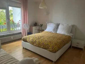 Full Flat in City Centre with Balcony - Frankfurt am Main