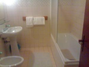Triple Room with Balcony room in Hotel Lombardia