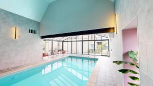 Maisons de vacances Les Grands Ormeaux - Elegance & Piscine chauffee - L-Instant Clef : photos des chambres