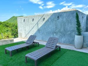 LaCelia SantaVeronica