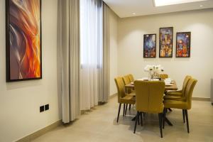 Luxury Apartment in Al Yasmin