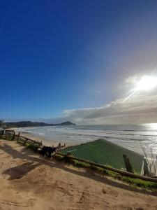 Casinha na Praia do Rosa