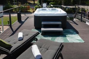 Floating Sea House SHARK 3