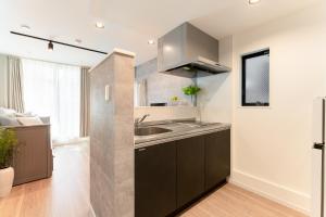 Sangenjaya Modern Stay