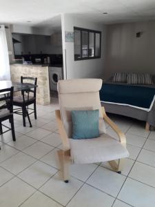 Sejours chez l'habitant Agreable studio pres de st Remy de Provence : photos des chambres