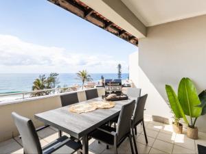Martinique at Beachfront Apartment in Shakas Rock